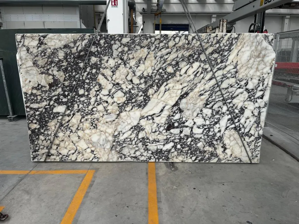 Calacatta Viola — Marble from Italy